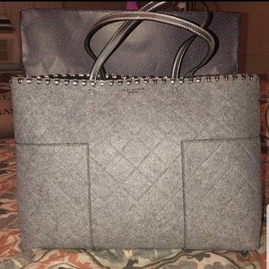 Tory Burch block T felt tote